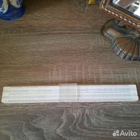 Логарифмическая линейка СССР бронь