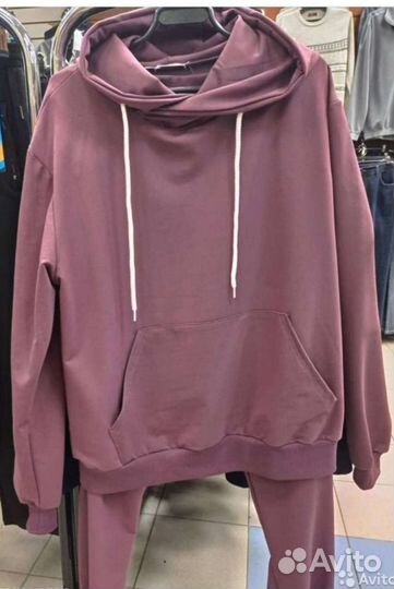 Спортивный костюм