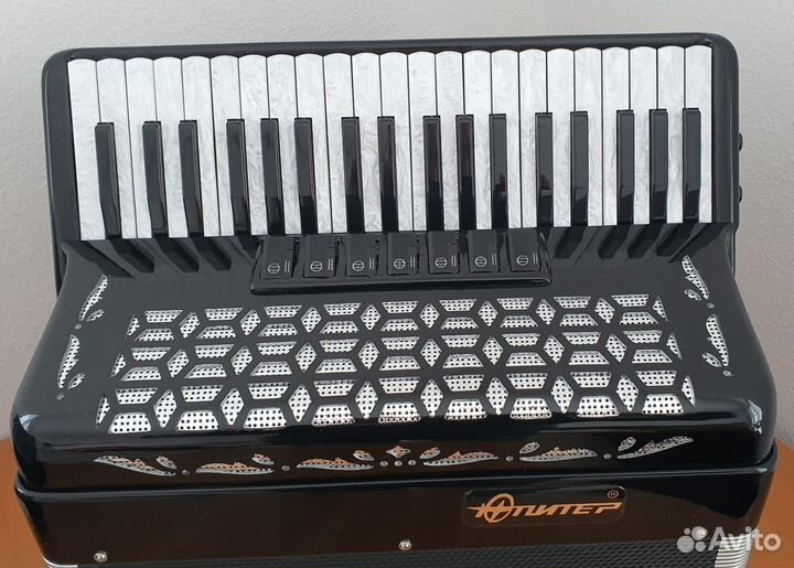 Аккордеон Готово-выборный Юпитер 3