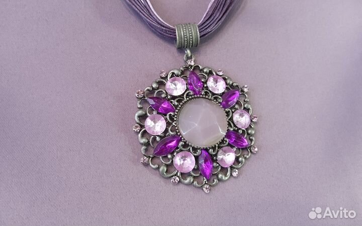 Комплект бижутерии серьги и кулон