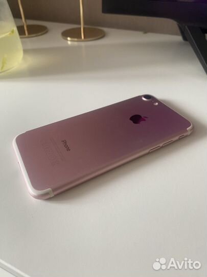 iPhone 7, 32 ГБ
