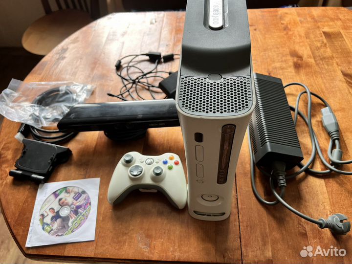 Игровая приставка xbox 360