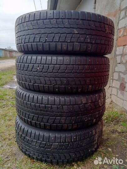 Dunlop SP Winter Ice 07 195/65 R15 и 195/65 R15