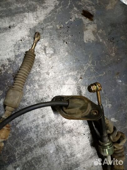 Трос переключения АКПП Toyota Rav4 sxa11