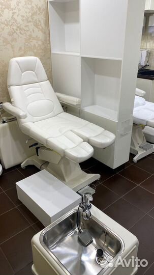 Кресло педикюрное