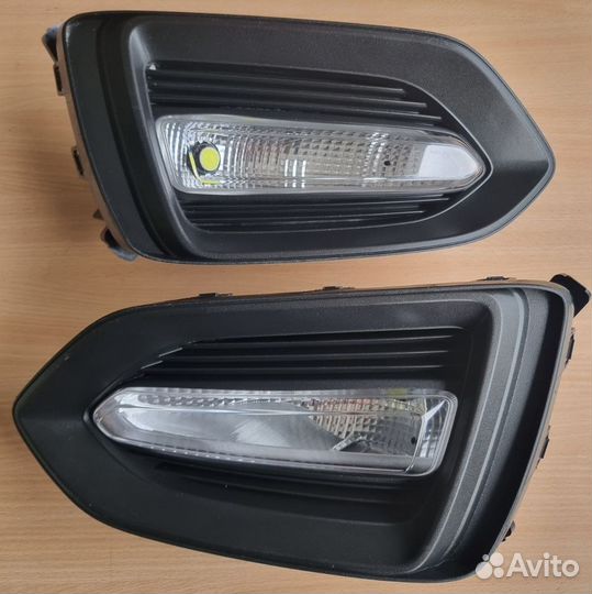 Фары противотуманные на Hyundai Solaris