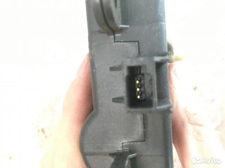 Привод заслонки отопителя Nissan Qashqai J10 HR16