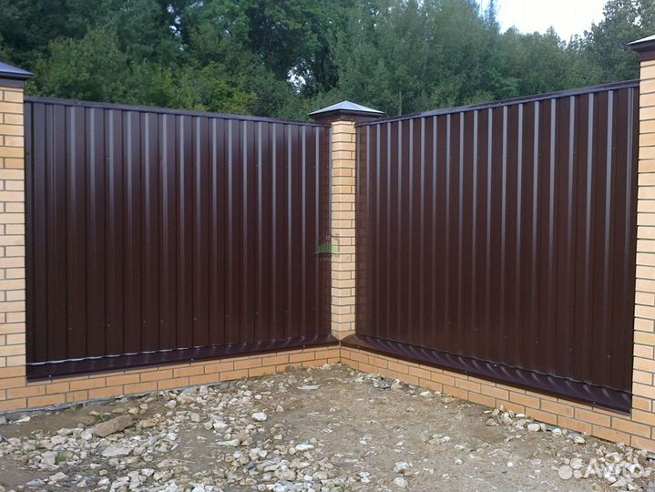 Заборы из профнастила