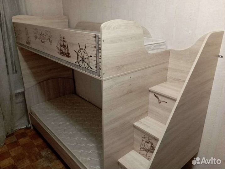 Комплект мебели для детской комнаты