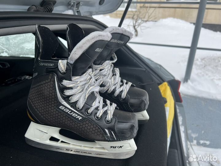 Хоккейные коньки bauer