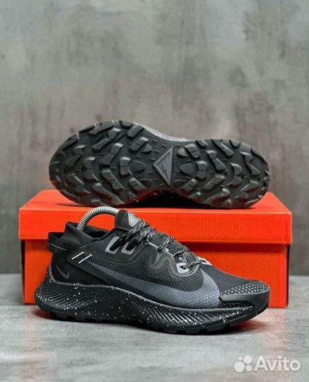 Кроссовки мужские Nike