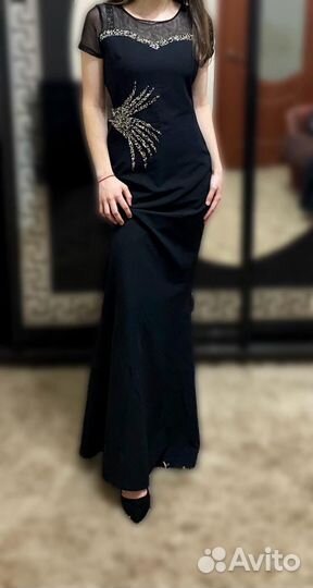 Вечернее платье