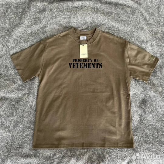 Футболка Property Of Vetements