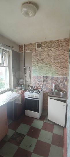 Комната 13,6 м² в 5-к., 2/5 эт.