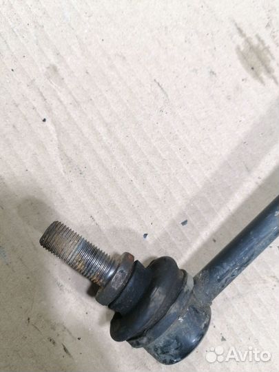 Стабилизатор передний Nissan Serena GFC27