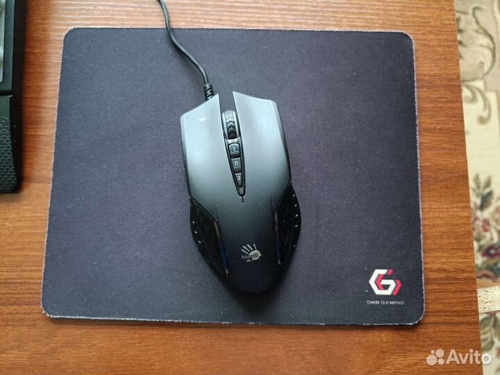 Игровая мышь Bloody V5 с ковриком