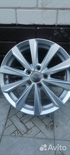 Диск литой р16