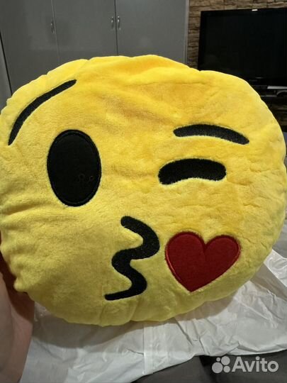 Подушка игрушка смайл