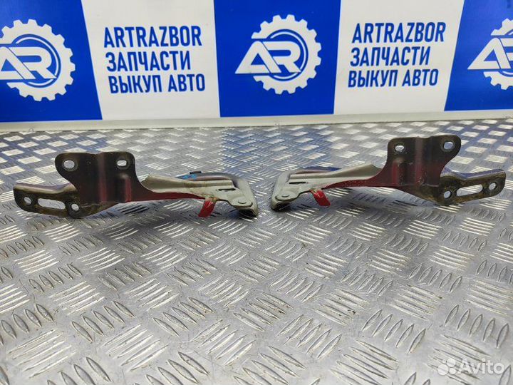 Петля капота (пара) передняя Suzuki Sx4 1.6 M16A