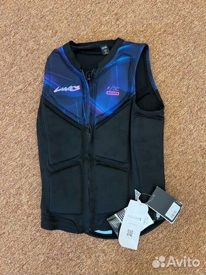 Жилет ION Lunis для водных видов спорта