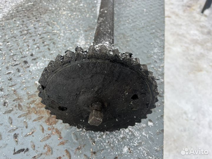 Полуось на урал