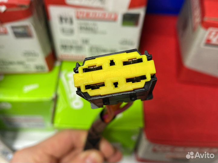 Контактная группа Рено Логан Сандеро Ларгус Дастер