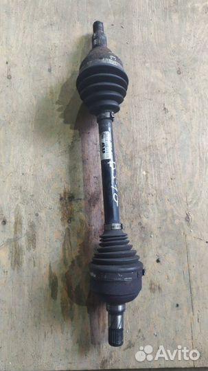 Привод передний левый Opel Insignia седан 2.0