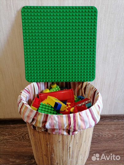 Детский конструктор крупный