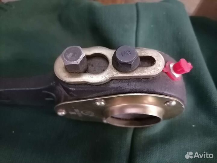 Рычаг тормозной маз прямой (узкий шлиц)