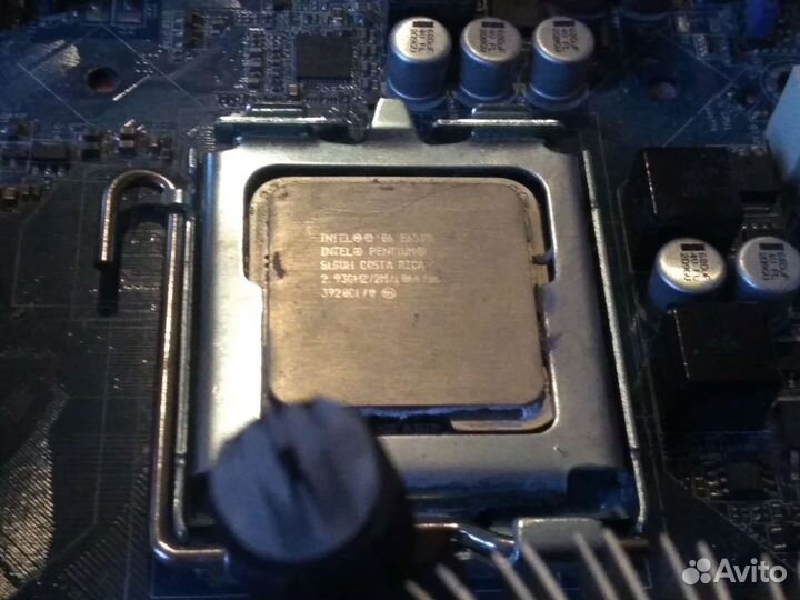 Материнская плата 775