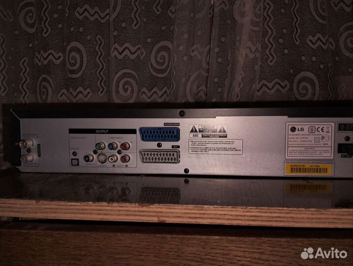Видеодвойка DVD/VHS Рекордер оцифровка Lg DVR 788