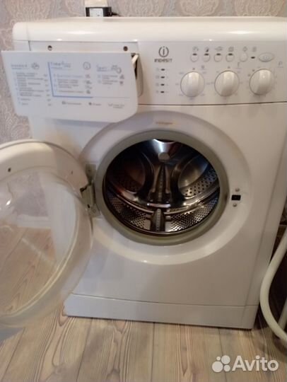 Стиральная машина indesit