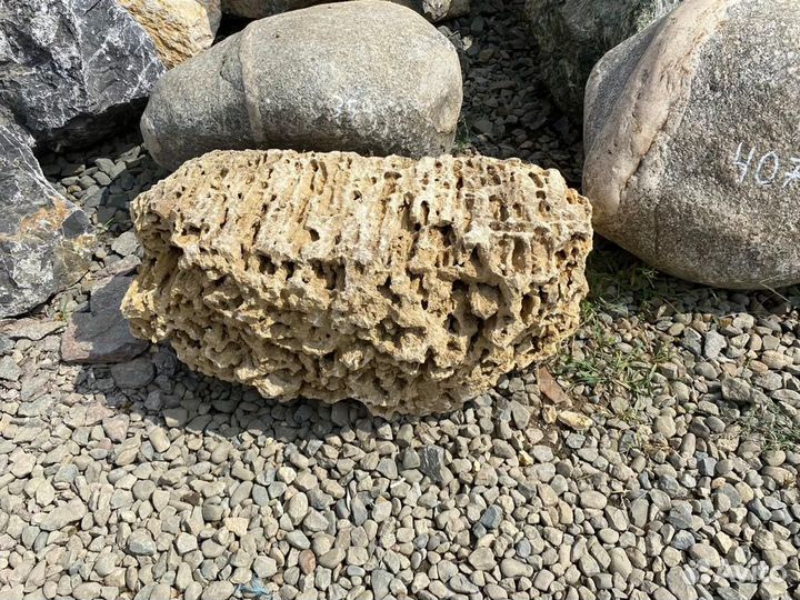 Камень для аквариума