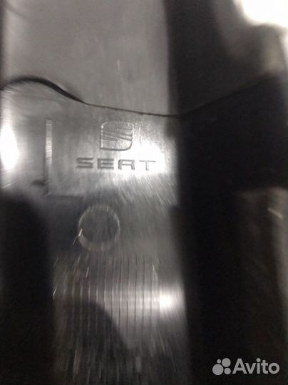 Накладка стойки seat ibiza 4 6j