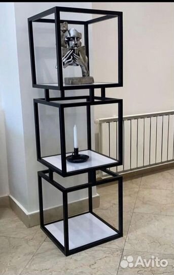 Декоративная мебельная консоль