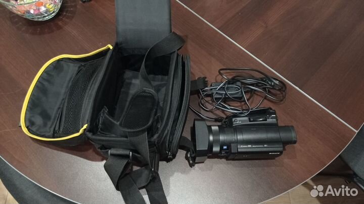 Видеокамера Sony FDR-ax700 4k