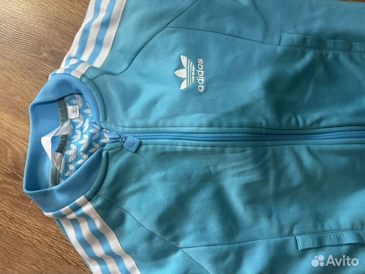 Спортивный костюм adidas женский