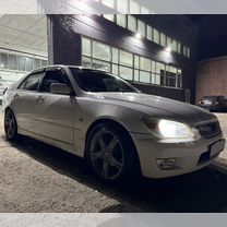 Toyota Altezza 2.0 AT, 1999, 94 000 км, с пробегом, цена 700 000 руб.