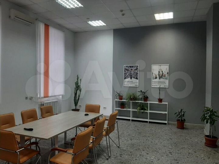 Блок-офис в бизнес-центре «Meggapark», 501.5 м²