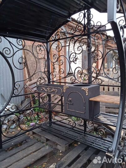 Кованые мангалы с крышей