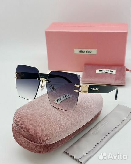 Солнцезащитные очки miu miu