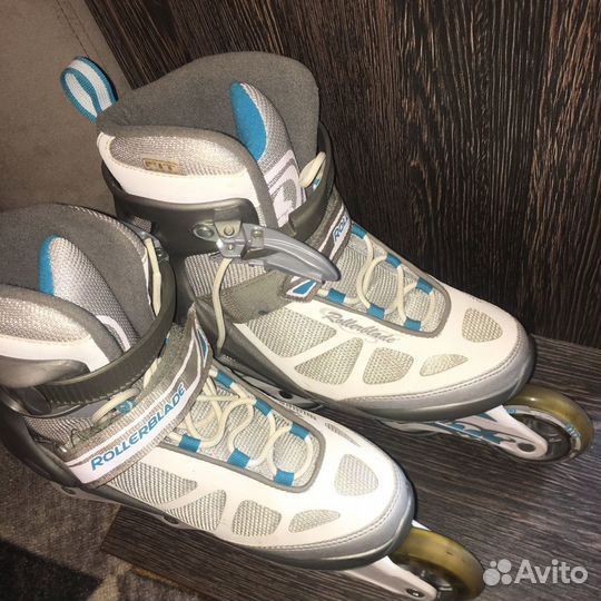 Роликовые коньки rollerblade