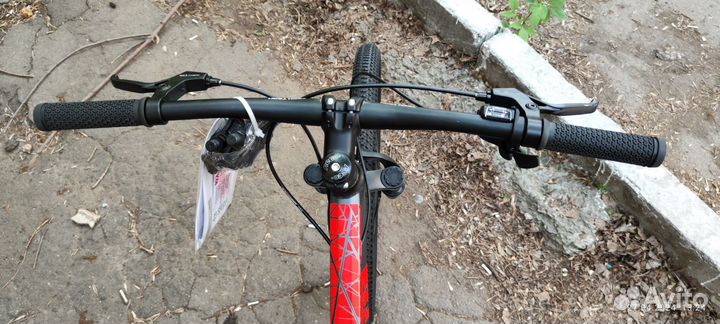 Велосипед с уникальной рамой,лёгкий