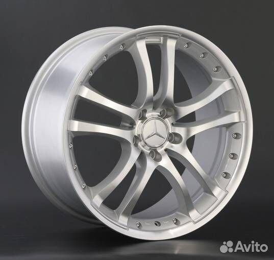 Replay MR42 : 8,5x20 5*112 Et:45 Dia:66,6 SF