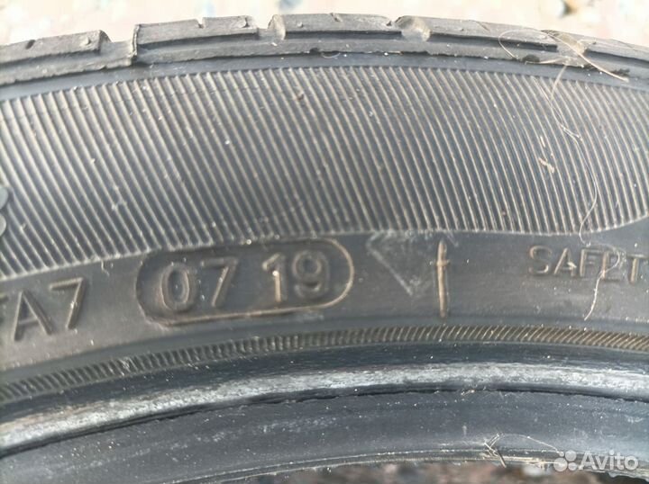 Goform GF-50 245/40 R18