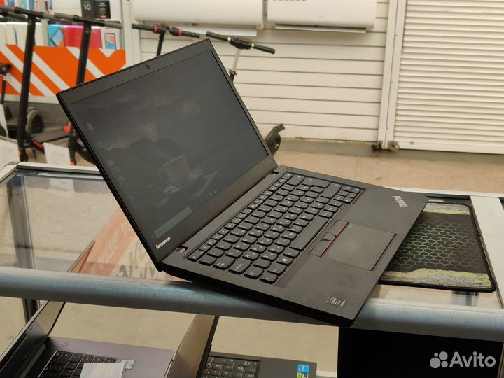 Lenovo Thinkpad i5 6gb озу 240 ssd