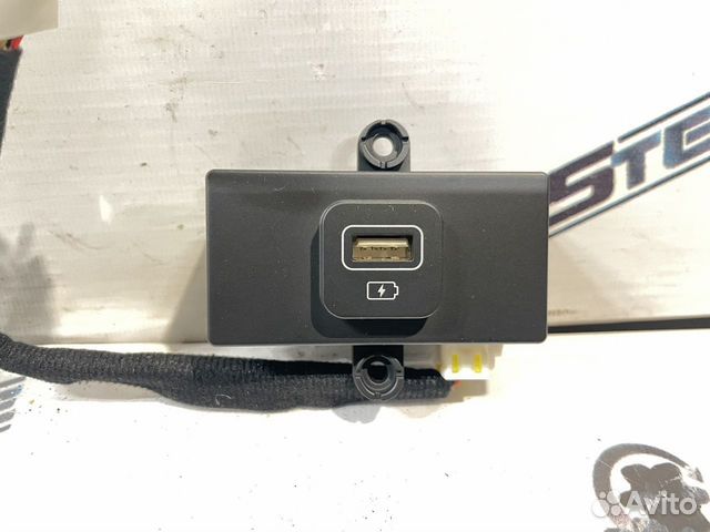 Зарядка USB на третий ряд сидений KIA sorento MQ4