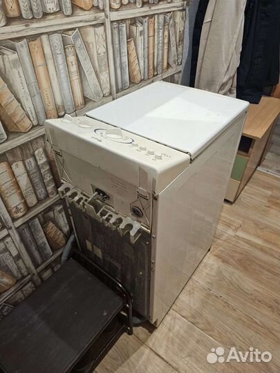 Стиральная машина с вертикальной загрузкой