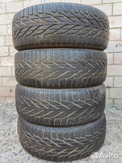 Nokian Tyres Hakkapeliitta 2 235/60 R18 107R
