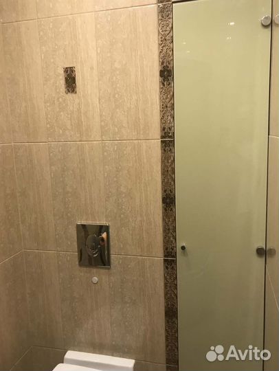 Стеклянные дверцы на заказ